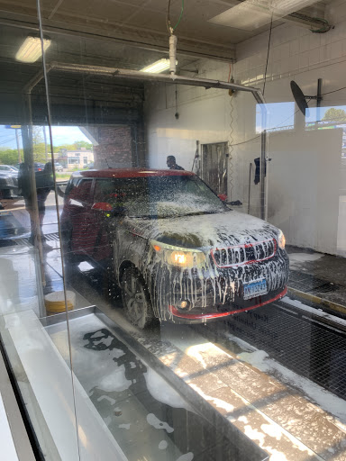 Car Wash «Splash Hand Wash of Fairfield», reviews and photos, 1400 Kings Hwy Cutoff, Fairfield, CT 06824, USA