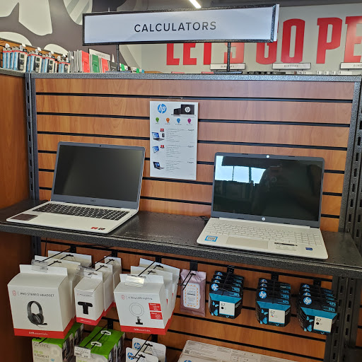 Book Store «Ann Ross Bookstore», reviews and photos, 601 College St, Clarksville, TN 37044, USA