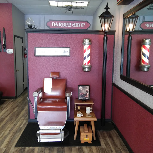 Barber Shop «Regency Barber Shop», reviews and photos, 9207 Little Rd, New Port Richey, FL 34654, USA