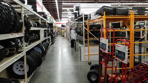 Home Improvement Store «Tractor Supply Co.», reviews and photos, 1884 N Collins Blvd, Covington, LA 70433, USA