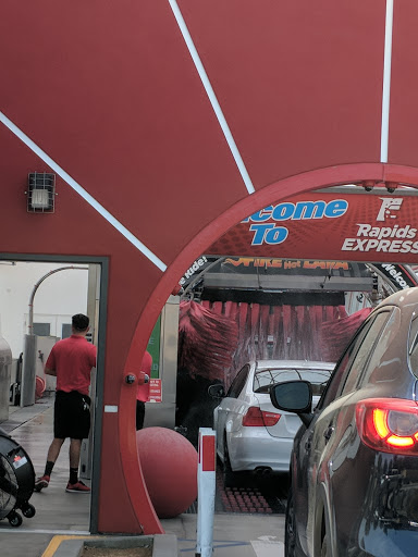 Rapids Express Carwash en Orange