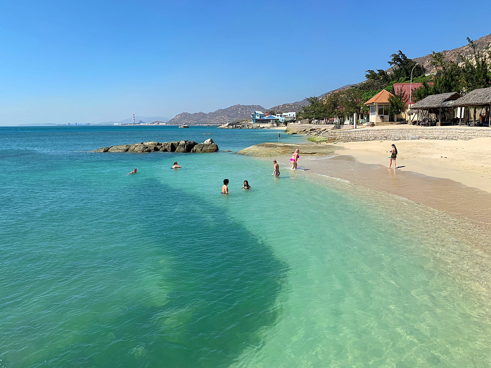 Foto di Ca Na Beach con una superficie del acqua cristallina