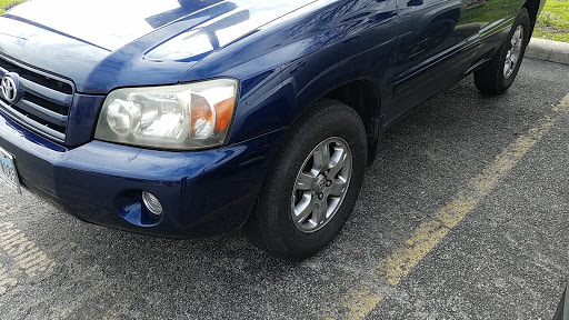 Tire Shop «Discount Tire Store - Leon Valley, TX», reviews and photos, 6221 Bandera Rd, Leon Valley, TX 78238, USA