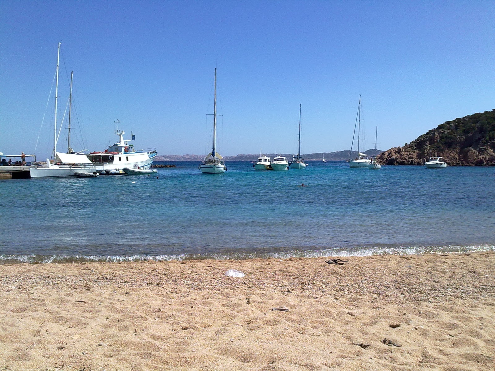 Foto de Cala Canniccio beach zona salvaje