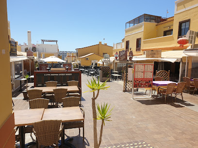 Plaza Breeze - C/c San Blas Main Square El Guincho, Golf Del sur, 38620 Golf del Sur, Santa Cruz de Tenerife, Spain