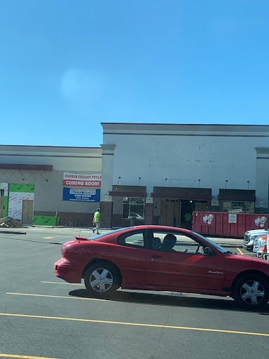 Book Store «Books-A-Million», reviews and photos, 335 Howe Ave, Cuyahoga Falls, OH 44221, USA