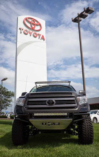 Used Car Dealer «Germain Toyota of Columbus», reviews and photos, 5711 Scarborough Blvd, Columbus, OH 43232, USA