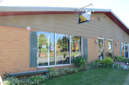 Florist «Flowers On The Avenue», reviews and photos, 1138 E 9th St, Muscatine, IA 52761, USA