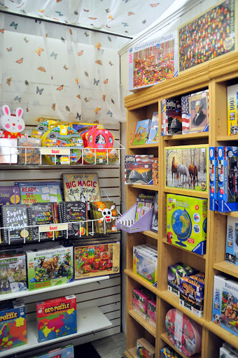Toy Store «Whirlygigs Toy Shop», reviews and photos, 107 Water St, Exeter, NH 03833, USA