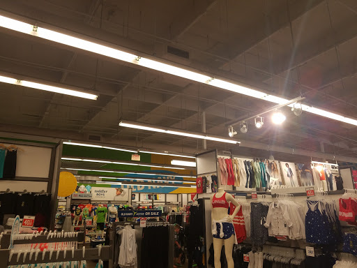 Clothing Store «Old Navy», reviews and photos, 9155 W Stockton Blvd, Elk Grove, CA 95758, USA