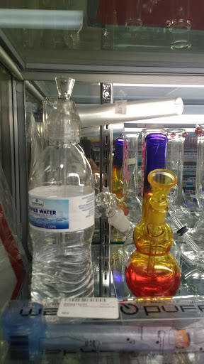 Tobacco Shop «High Q Cigar House», reviews and photos, 12127 E Carson St, Hawaiian Gardens, CA 90716, USA