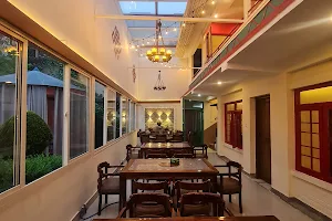 Kunga Hotel Restaurant image