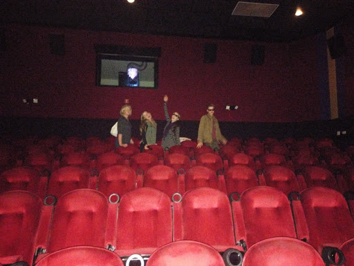 Movie Theater «Regal Cinemas Village Square 18», reviews and photos, 9400 W Sahara Ave, Las Vegas, NV 89117, USA