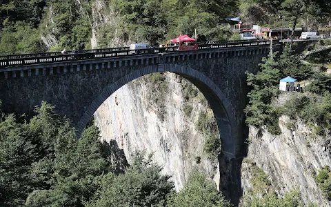 Saut à l’élastique Pont Napoléon – activité Luz Saint Sauveur – Midi Pyrénées image
