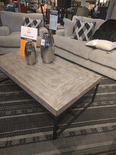 Furniture Store «Ashley HomeStore», reviews and photos, 2787 W Market St, Fairlawn, OH 44333, USA