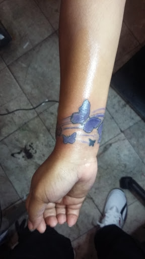 Tattoo Shop «Emotionz Tattoos», reviews and photos, 7490 Old National Hwy, Riverdale, GA 30296, USA