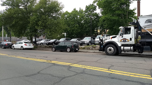 Auto Repair Shop «Beverly Farms Motors LLC», reviews and photos, 715 Hale St, Beverly, MA 01915, USA