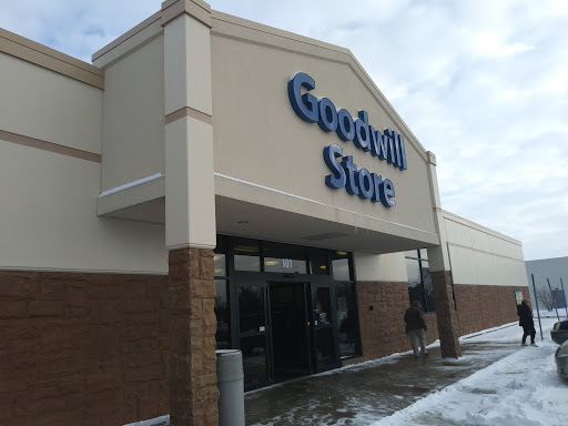 Non-Profit Organization «Goodwill Store & Donation Center», reviews and photos, 1201 W Washington Blvd, Chicago, IL 60607, USA