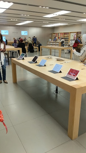 Computer Store «Apple La Cantera», reviews and photos, 15900 La Cantera Pkwy, San Antonio, TX 78256, USA