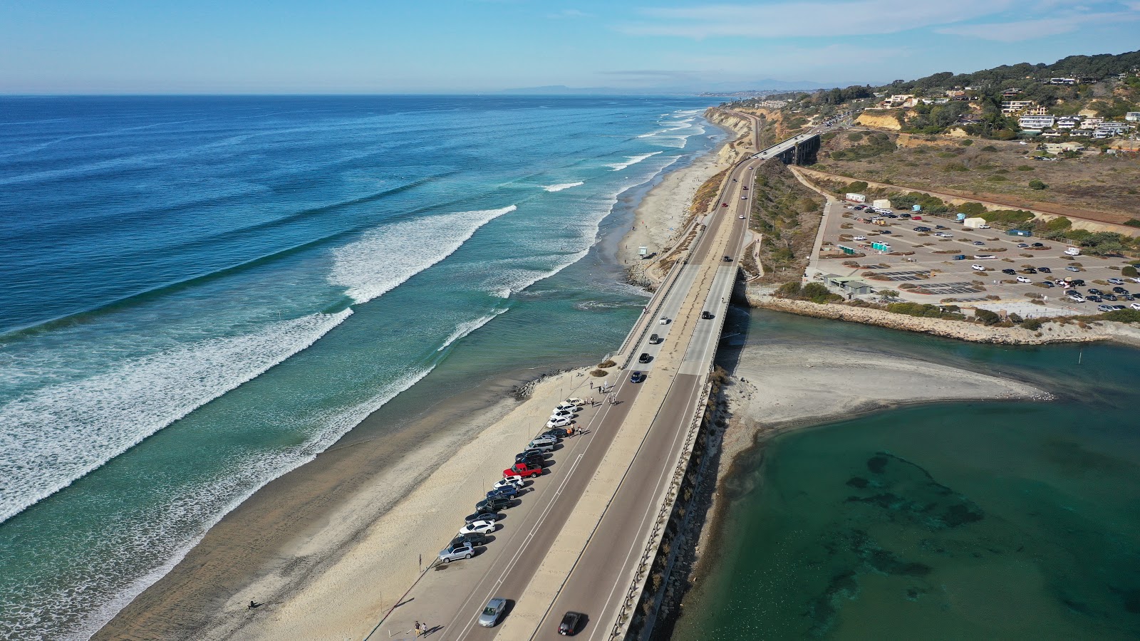 Torrey Pines beach II'in fotoğrafı - rahatlamayı sevenler arasında popüler bir yer