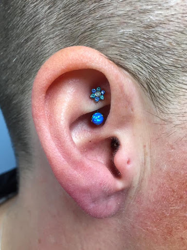 Tattoo Shop «Fight or Flight Tattoo», reviews and photos, 206 Summer St, Fitchburg, MA 01420, USA