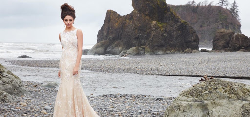 Bridal Shop «The Wedding Dress», reviews and photos, 37 E South St, Geneseo, NY 14454, USA