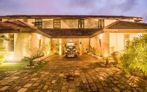 Villa Hundira - Negombo image