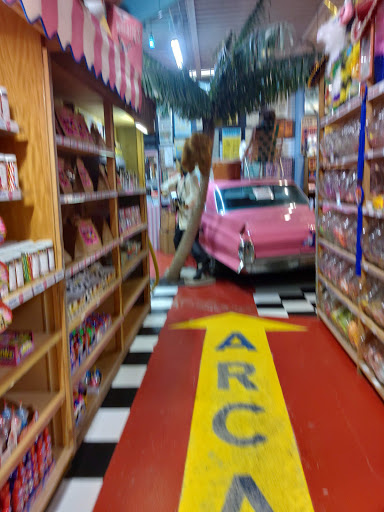 Antique Store «Imaginarium», reviews and photos, 423 S 13th St, Omaha, NE 68102, USA