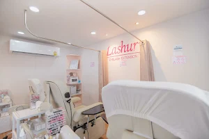 Lashury Eyelash Salon - BTS Ari [Eyelash Lifting , Eyelash Extension Salon ร้านต่อขนตา, ร้านลิฟติ้งขนตา] image