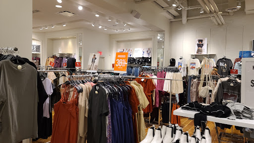 Clothing Store «Forever 21», reviews and photos, 211 W Farms Mall, Farmington, CT 06032, USA
