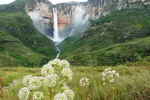 Cachoeira do Tabuleiro image