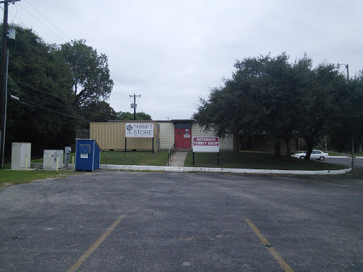 Thrift Store «Jefferson Thrift», reviews and photos, 2002 Bandera Rd, San Antonio, TX 78228, USA