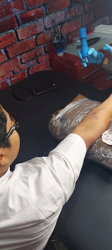 Ink Project Ec Tattoo Studio - Estudio de tatuajes