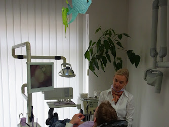 Zahnarztpraxis Stefanie Renk | Zahnärztin