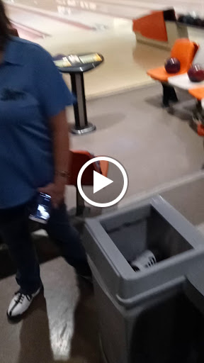 Bowling Alley «Rebman Recreation Inc», reviews and photos, 5300 Oberlin Ave, Lorain, OH 44053, USA