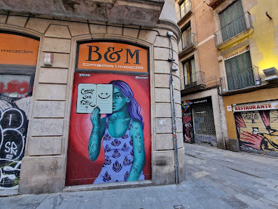 B&M Basar I Moda C/ de Sant Pau, 46, Ciutat Vella, 08001 Barcelona, España
