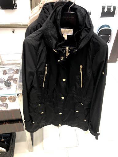 Fashion Accessories Store «Michael Kors», reviews and photos, 20-A Killingworth Turnpike #430, Clinton, CT 06413, USA