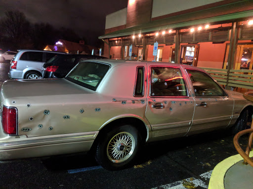 Shopping Mall «Seminole Square Shopping Center», reviews and photos, 200 Zan Rd, Charlottesville, VA 22901, USA