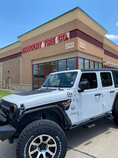 Tire Shop «Discount Tire Store - McKinney, TX», reviews and photos, 2751 S Central Expy, McKinney, TX 75070, USA