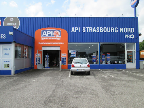 Magasin de pièces de rechange automobiles API STRASBOURG Souffelweyersheim