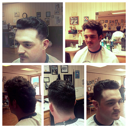 Barber Shop «Floyds Barber Shop», reviews and photos, 107 W Sale St, Tuscola, IL 61953, USA