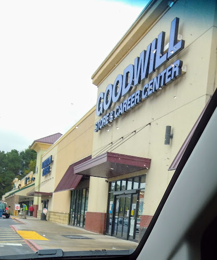Thrift Store «Goodwill of North Georgia: Oakwood Store, Career Center and Donation Center», reviews and photos