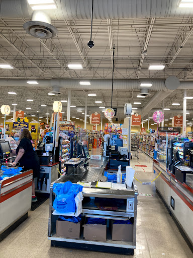 Supermarket «Giant Eagle Supermarket», reviews and photos, 21593 Lorain Rd, Fairview Park, OH 44126, USA