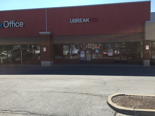 Electronics Repair Shop «uBreakiFix», reviews and photos, 1240 S Canal St, Chicago, IL 60607, USA