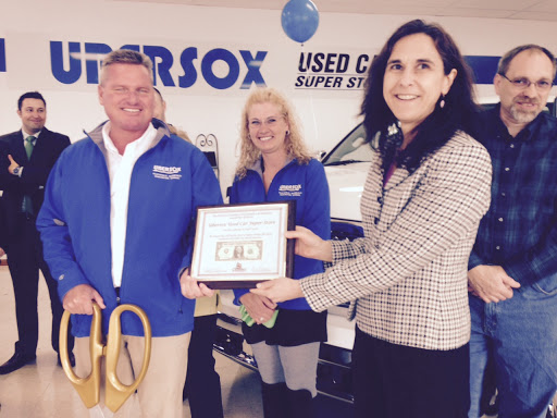 Used Car Dealer «Ubersox Used Car Super Store», reviews and photos, 101 W 8th St, Monroe, WI 53566, USA