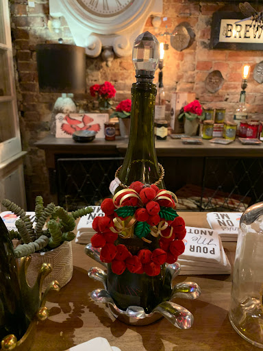 Home Goods Store «Red Tree Furniture», reviews and photos, 701 E Market St, Louisville, KY 40202, USA