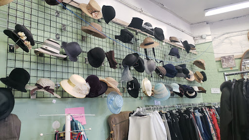 Thrift Store «Bnai Tzedukah Thrift Store», reviews and photos, 203 Sheridan Blvd, Inwood, NY 11096, USA