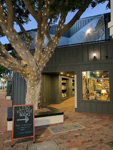 Book Store «Lido Village Books», reviews and photos, 3424 Via Oporto #102, Newport Beach, CA 92663, USA