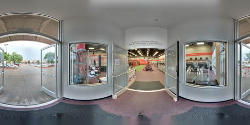 Boxing Gym «UFC GYM Plano», reviews and photos, 1941 Preston Rd #1022, Plano, TX 75093, USA