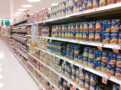 Grocery Store «Schnucks», reviews and photos, 200 N Vine St, Urbana, IL 61802, USA